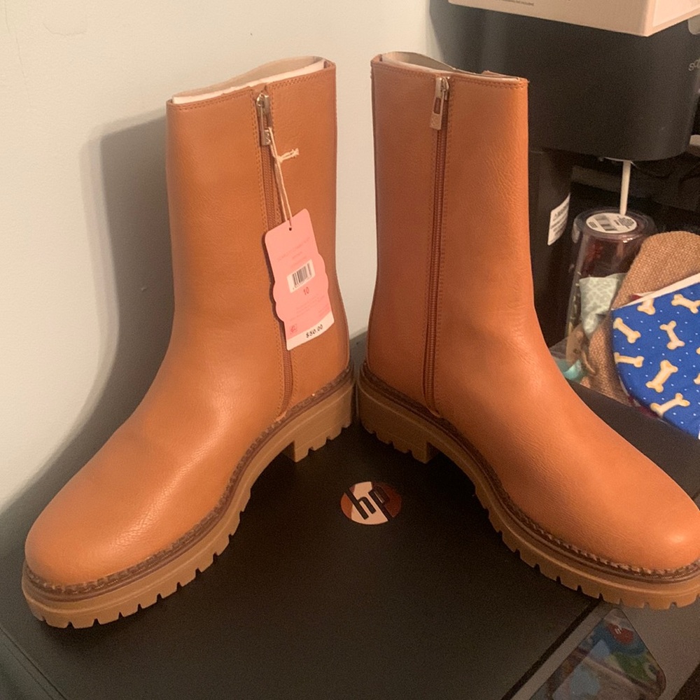 Sam and Libby boots